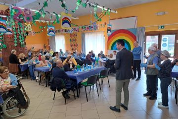 Foto del pranzo che si è svolto il 13 maggio 2026 presso il Centro Anziani Stella Polare che compie 28 anni.