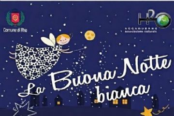 Locandina La Buona Notte bianca con  fatina disegnata che vola e testo e programma di massima