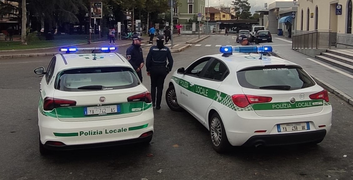 autovetture della polizia locale