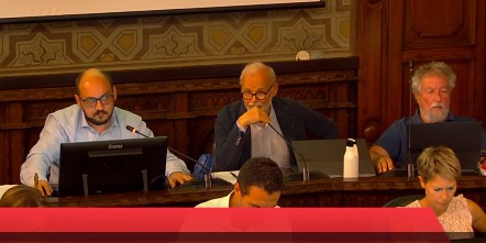 Nicola Violante durante il suo intervento in Consiglio Comunale