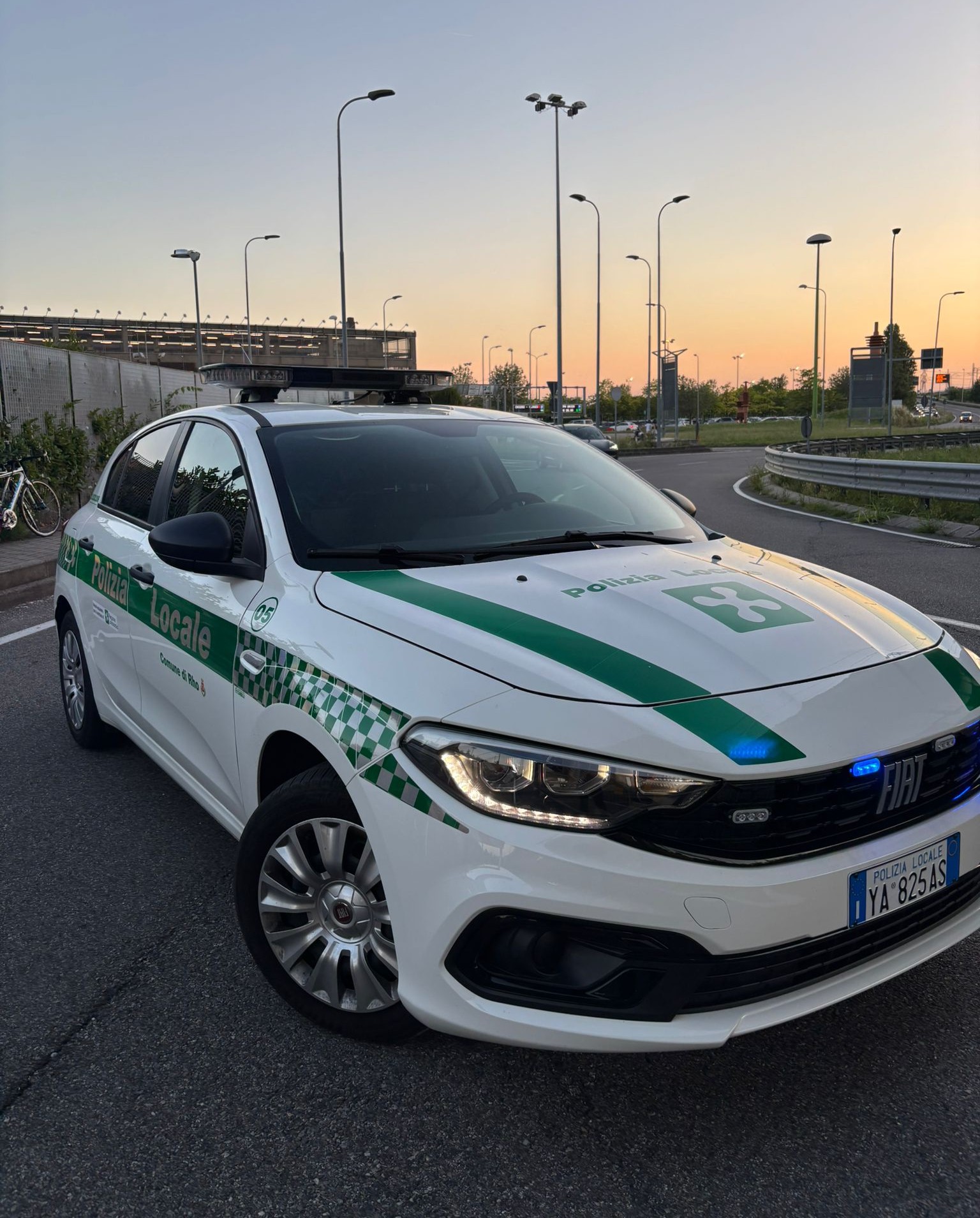Nella foto una pattuglia della Polizia Locale