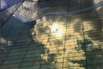 Il Centro direzionale dello studio 5+1AA Alfonso Femia Gianluca Peluffo, con Jean Baptiste Pietri.- foto di @sirjone