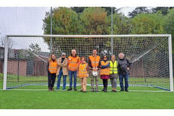 Sindaco e assessori al campo sportivo De Gasperi