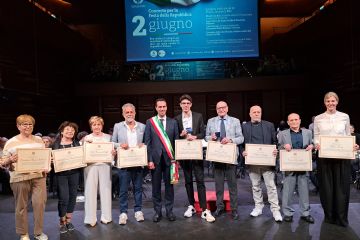 I premiati con il Sindaco Orlandi