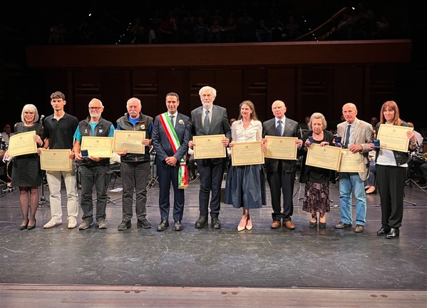 I premiati la sera del 2 giugno al Teatro Civico di Rho