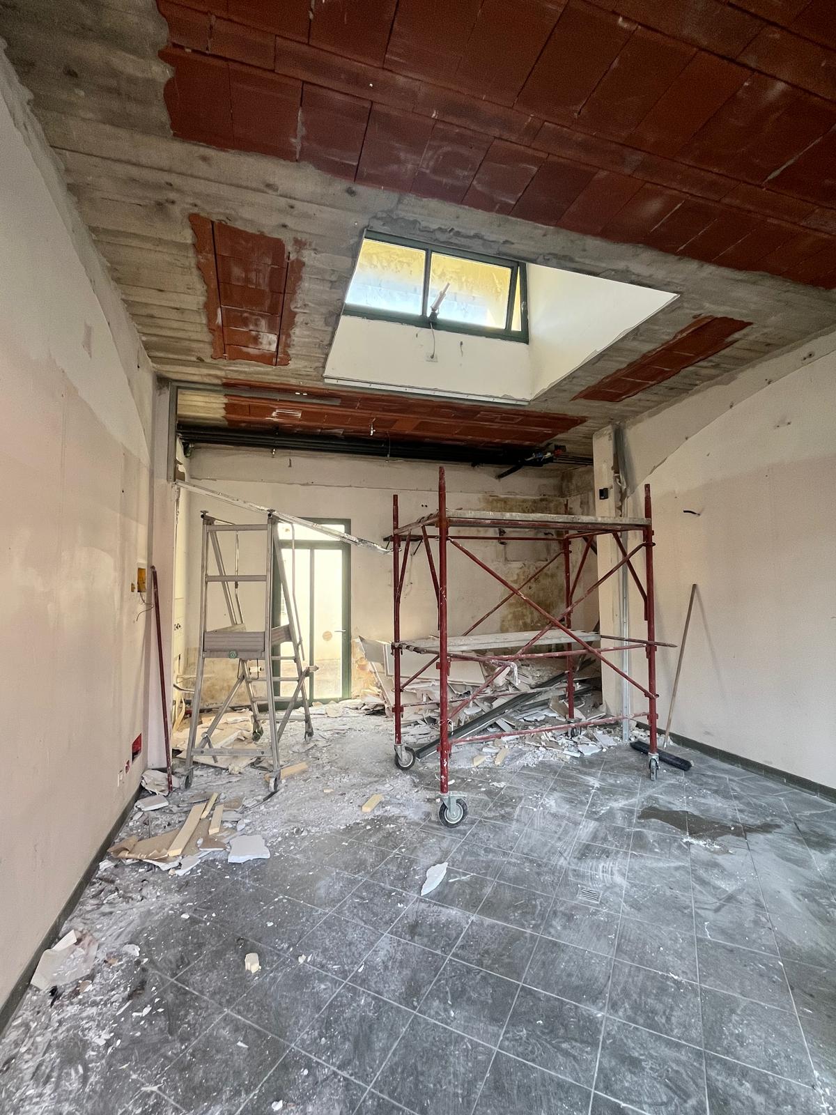 I lavori in corso all'ex Mercatino di via Garibaldi
