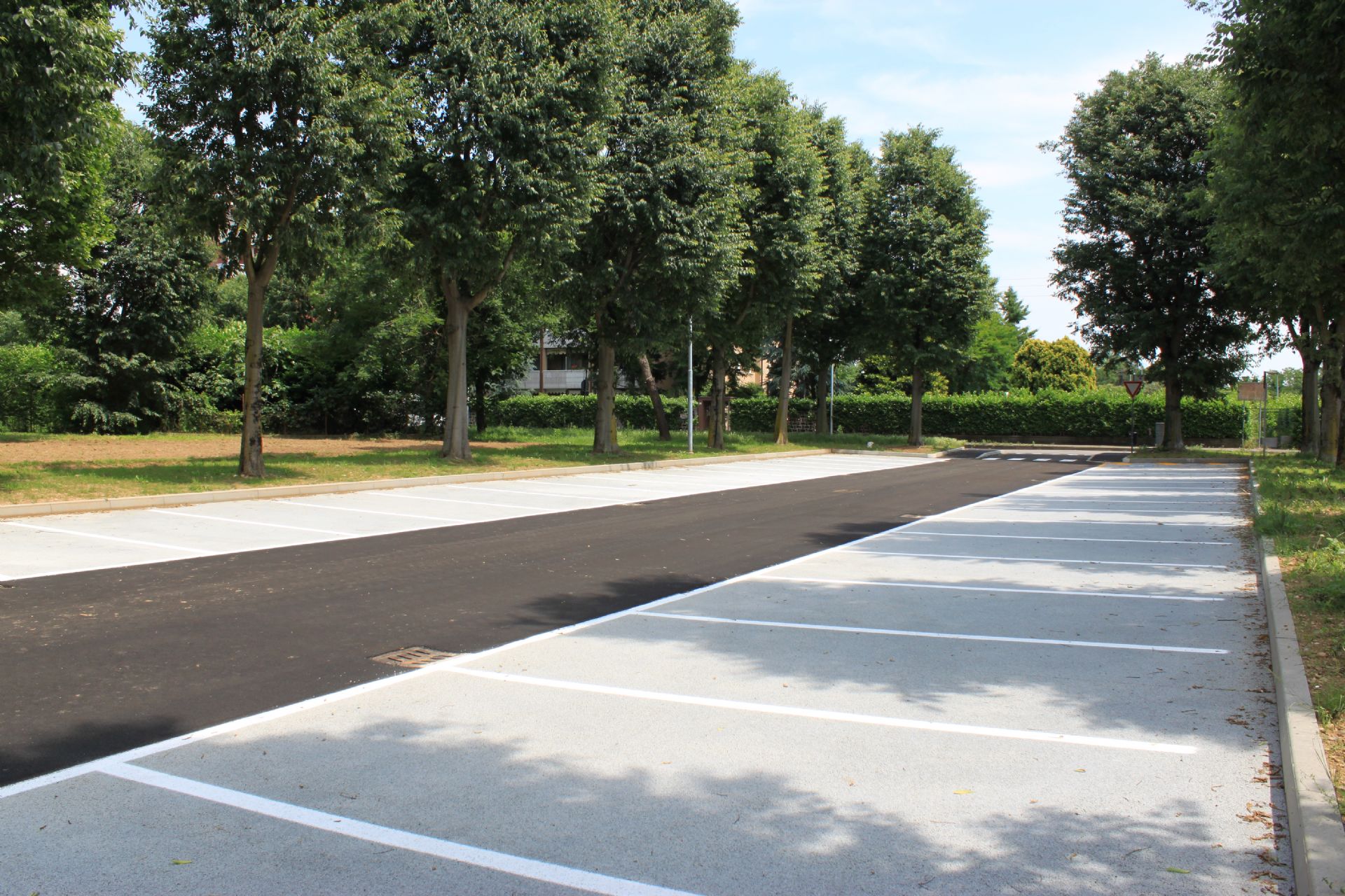 Parcheggio via Gramsci - lavori terminati