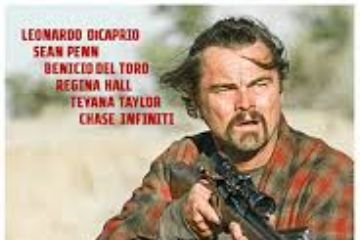 il protagonista principale Bob Ferguson, con in mano un'arma