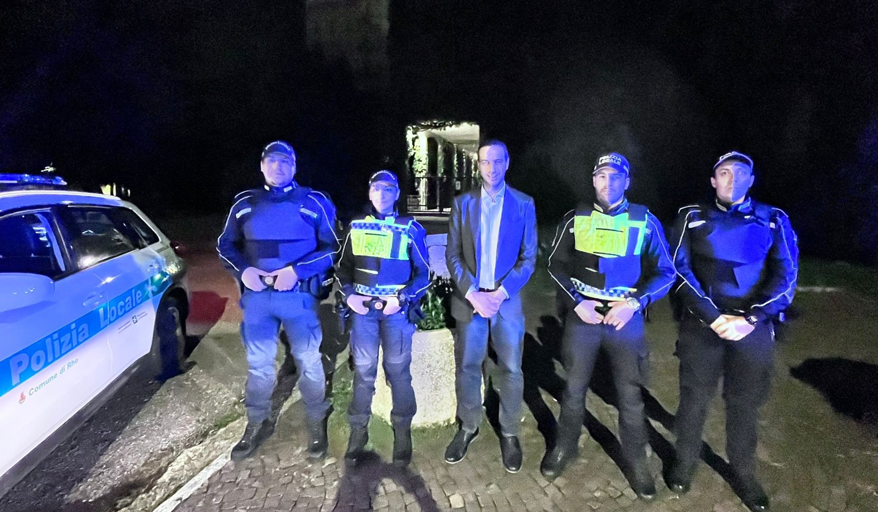  Sindaco Andrea Orlandi con gli agenti a uno dei posti di blocco