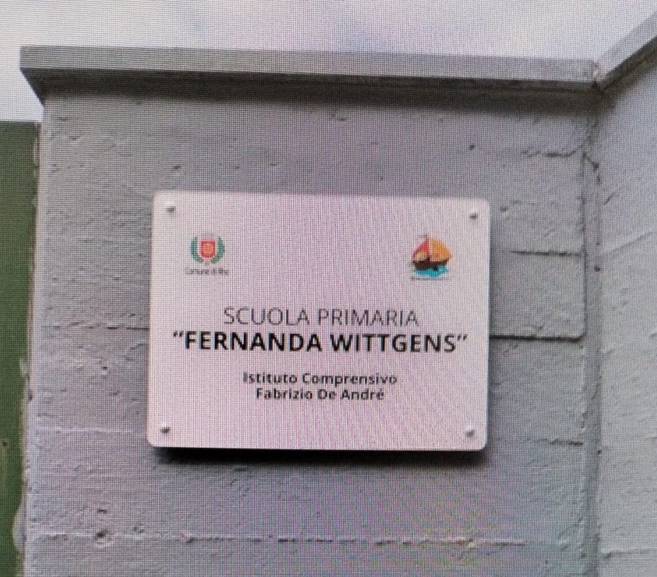 targa dedicata Scuola Primaria Fernanda Wittgens