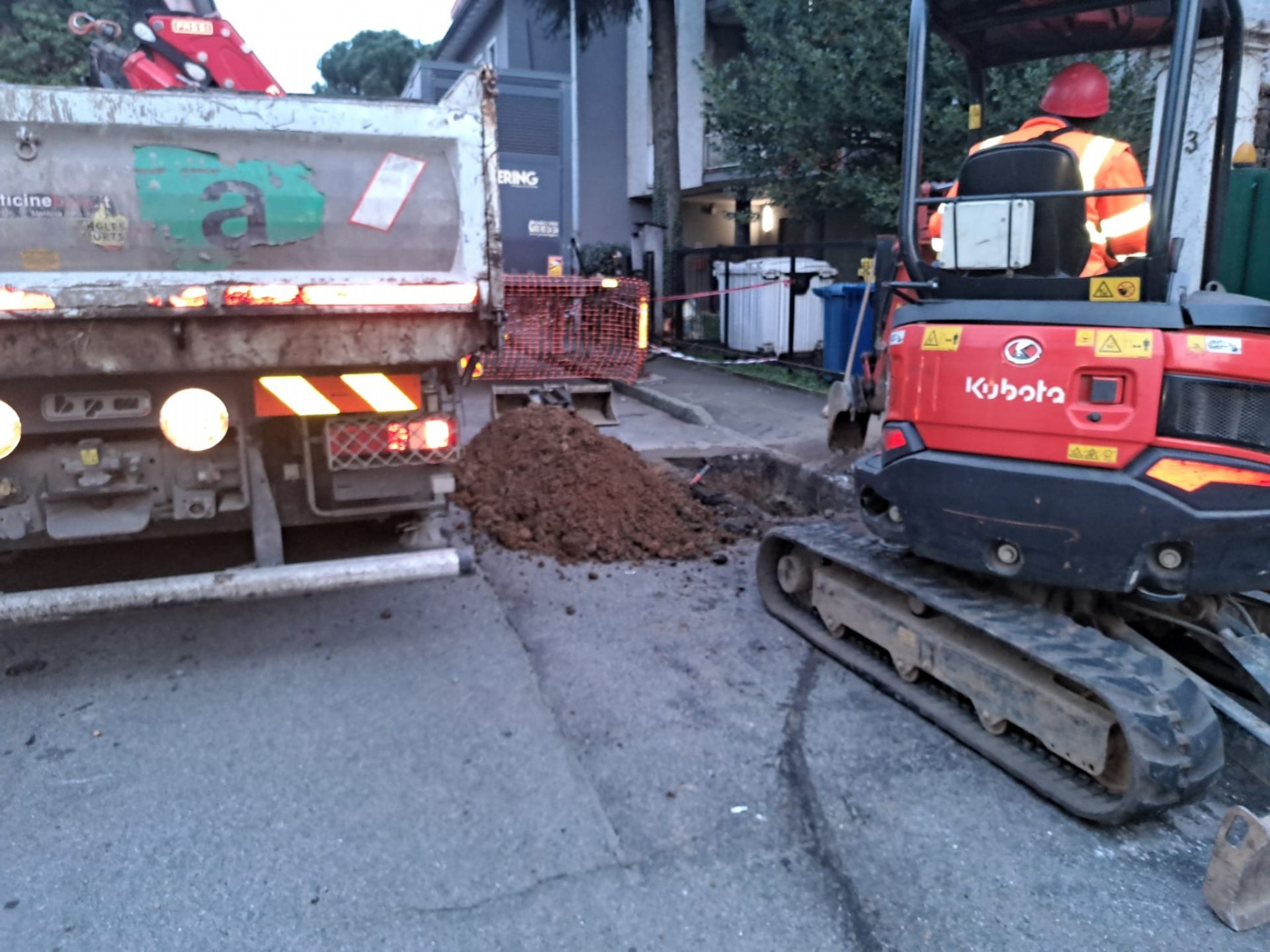 Lo scavo avviato da Duereti in via San Carlo